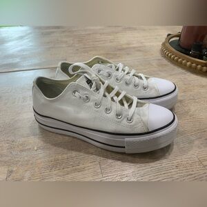 White platform converse Womens size 7.5